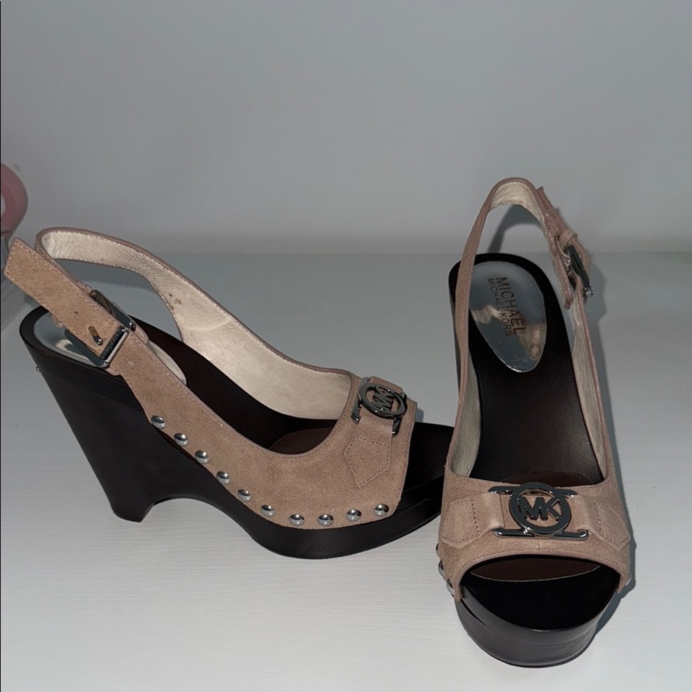 Michael Kors Tan and Black Wedge Slingbacks